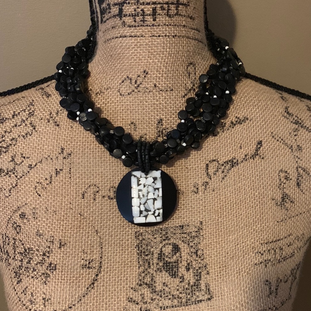 Chico's necklace